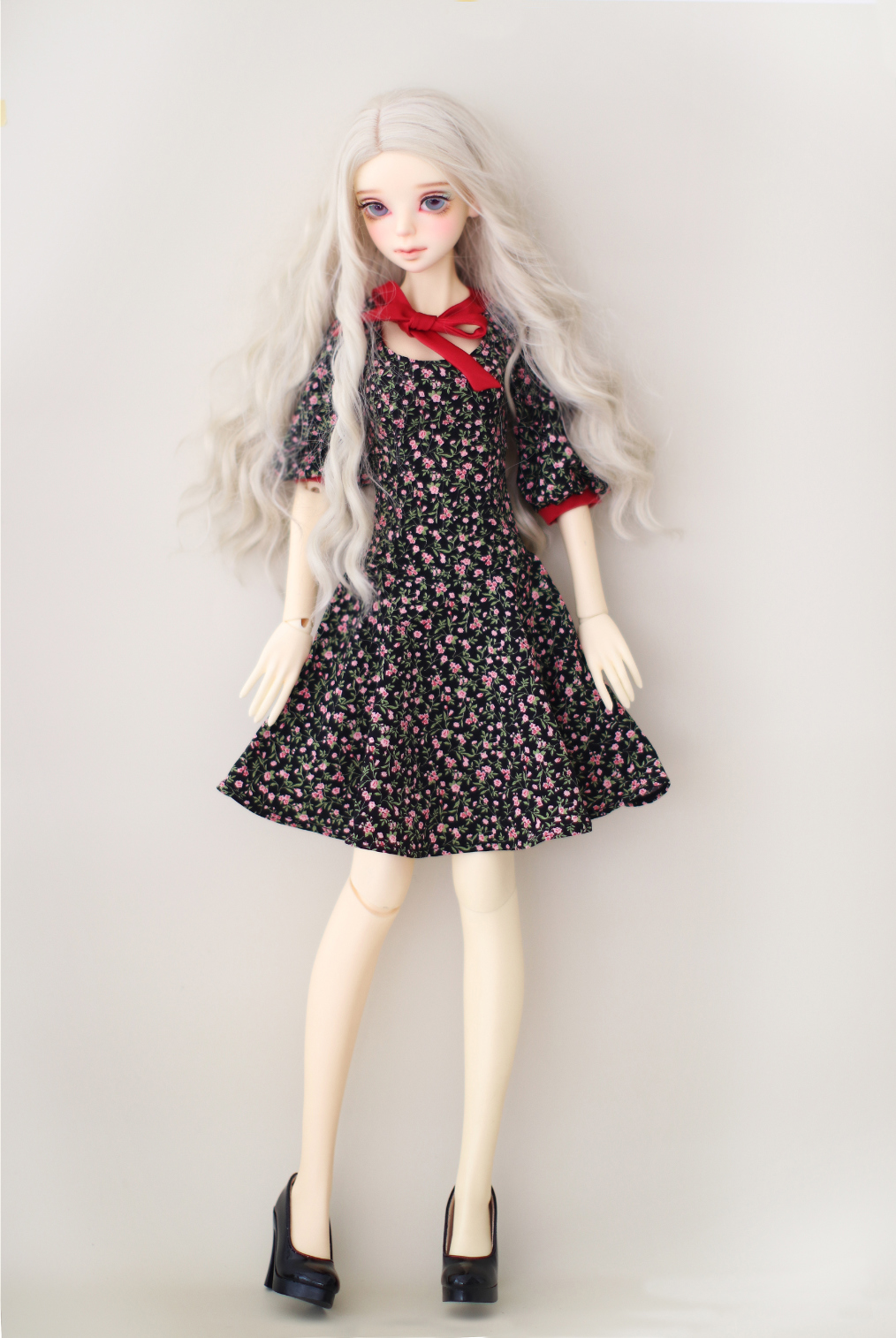 dress model image-S1L3
