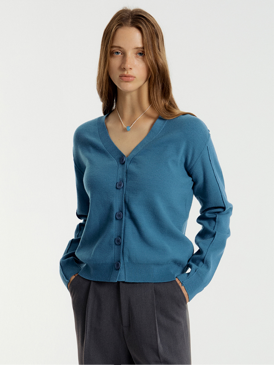 販売商品の販売 【citybreeze】wool colored V-neck knit top - www.gorgas.gob.pa