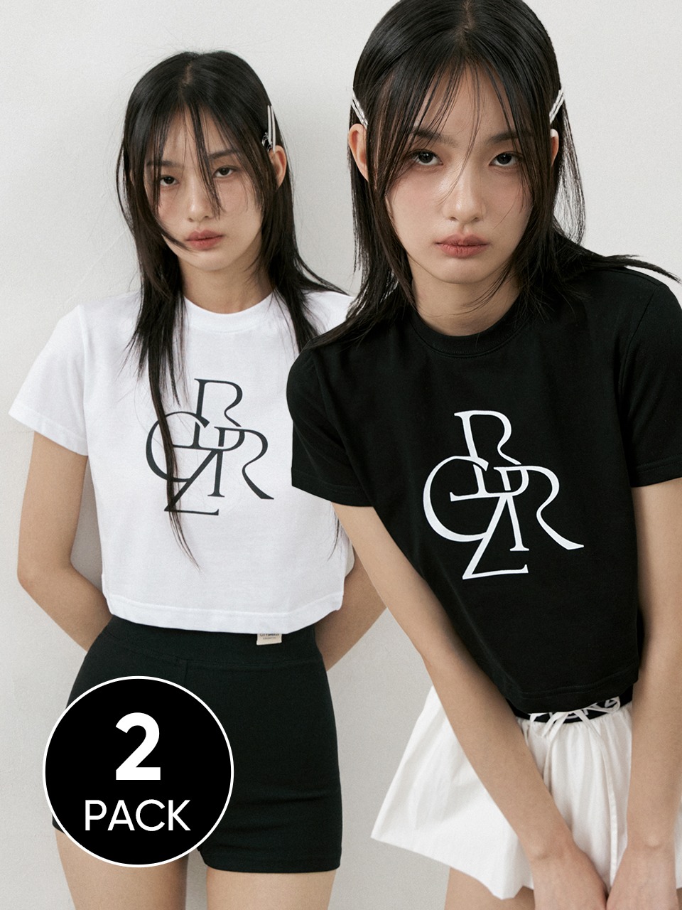 [1+1] [BLACK 6/19 예약배송] 로고 크롭 반팔 티셔츠