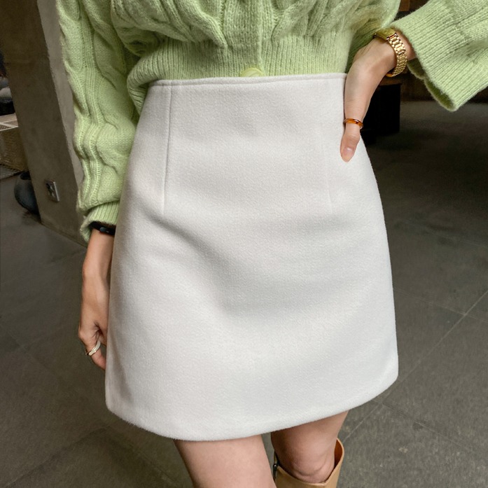 Dabagirl Solid Tone Woolen Mini Skirt