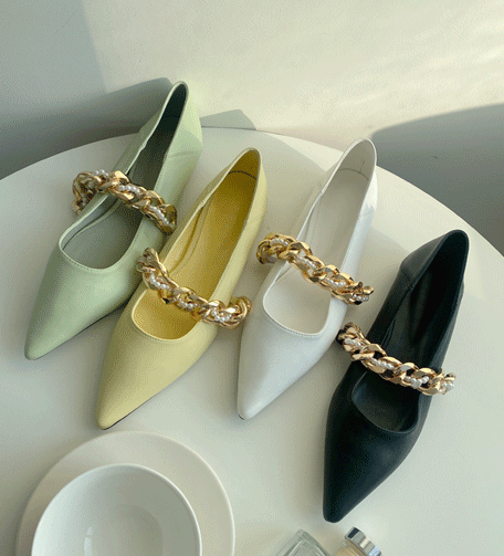 Dabagirl Chain Accent Pointed Toe Flats