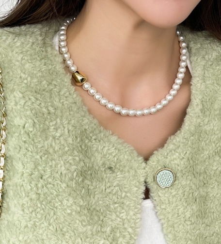 Dabagirl Faux Pearl Beaded Necklace