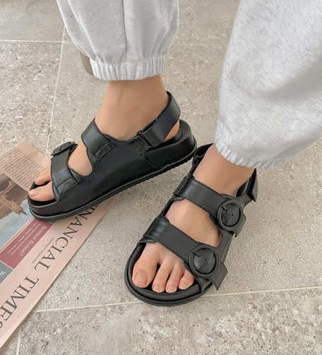 Dabagirl Buckle Accent Sandals