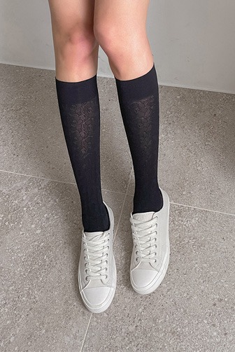 Dabagirl Floral Knee-High Stockings