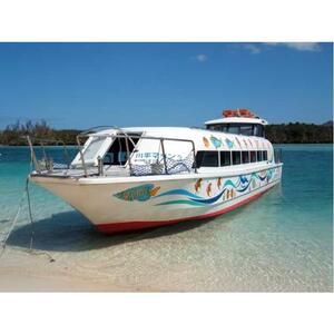 Kabira Bay, Ishigaki Island, Okinawa, Japan: Coral reef and marine life glass floor boat tour [GG_t406498]