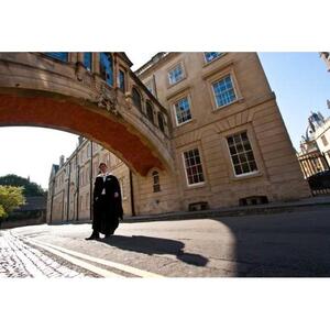 옥스퍼드 대학교: 가이드 소그룹 워킹 투어