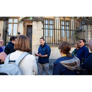 옥스퍼드: 대학 동문 가이드와 함께하는 개인 워킹 투어