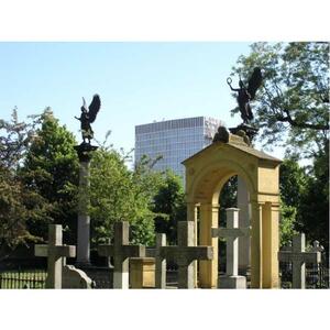 베를린: 베를린 병약자 묘지 투어