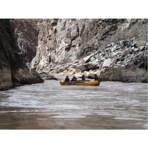 웨스트워터 캐년: 모압에서 출발하는 콜로라도 강 클래스 3 4 래프팅