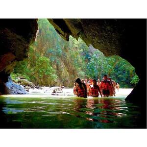 코 란타: 4개의 섬과 에메랄드 동굴 스노클링 여행