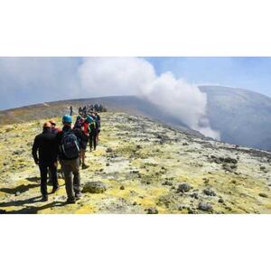 에트나 산: 정상 및 분화구 가이드 트레킹 투어