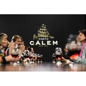 포르투: CÁLEM CELLAR TOUR, INTERACTIVE MUSEUM &amp; WINE TASTING
