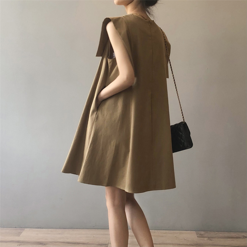 ドレス モデル画像-S1L10