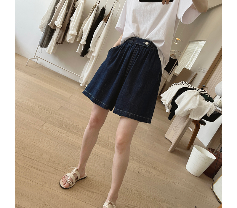 mini skirt model image-S1L20