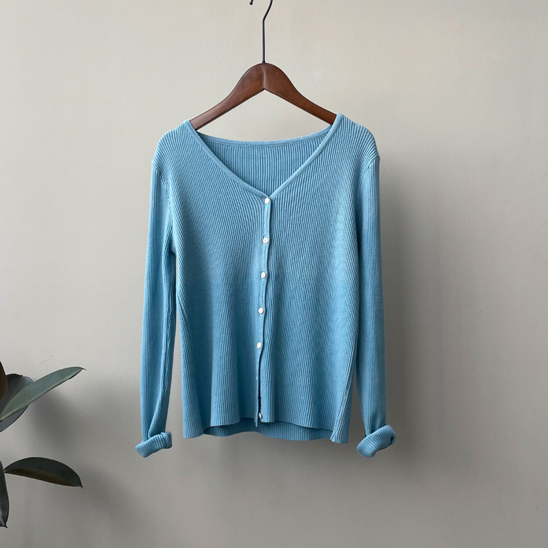 long sleeved tee deep blue color image-S1L49