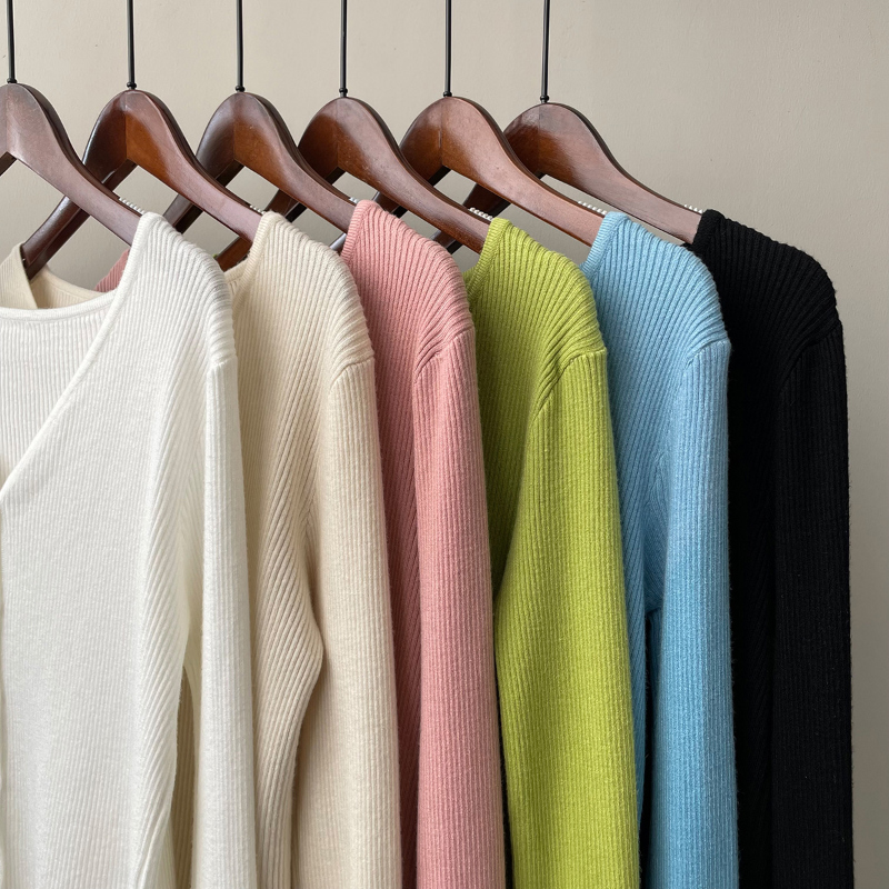 long sleeved tee product image-S1L31