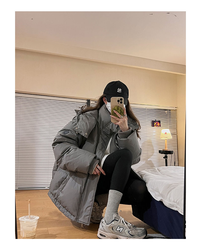 Down jacket model image-S1L12