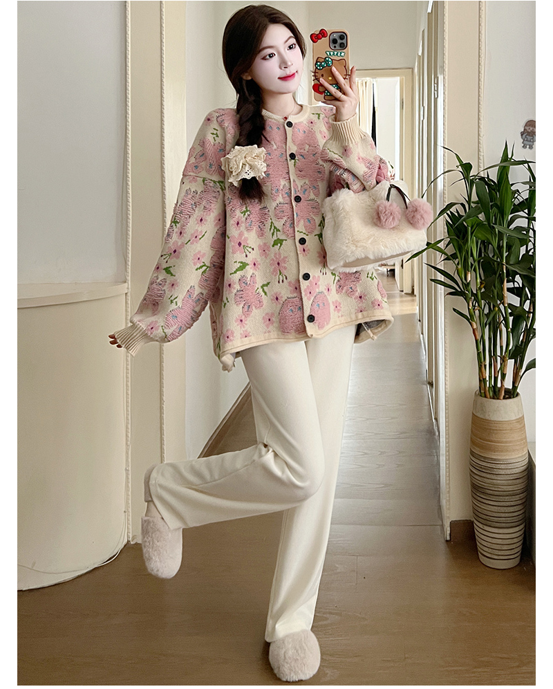 blouse model image-S1L22