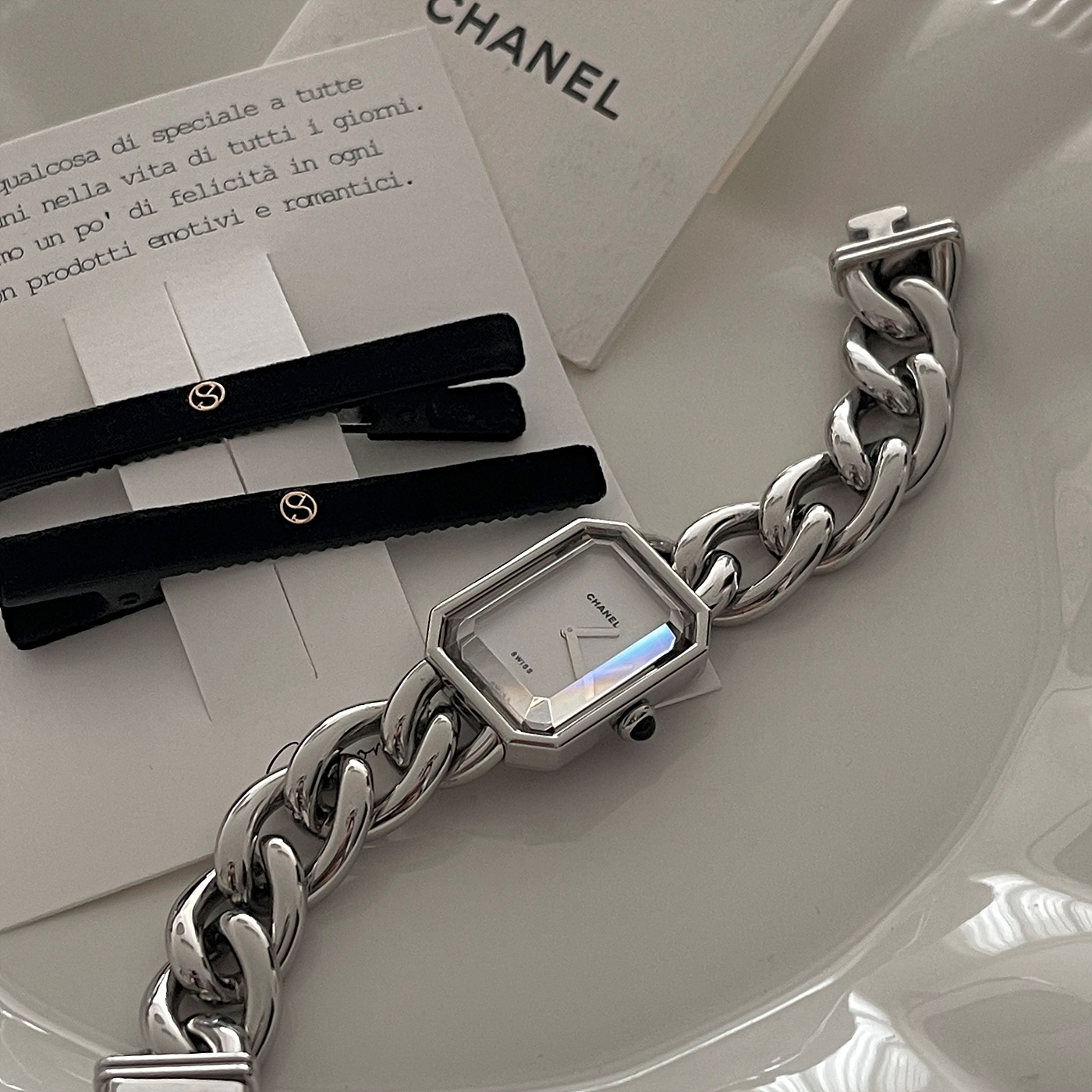 CHANEL PREMIÈRE gourmette chain watch white shell dial