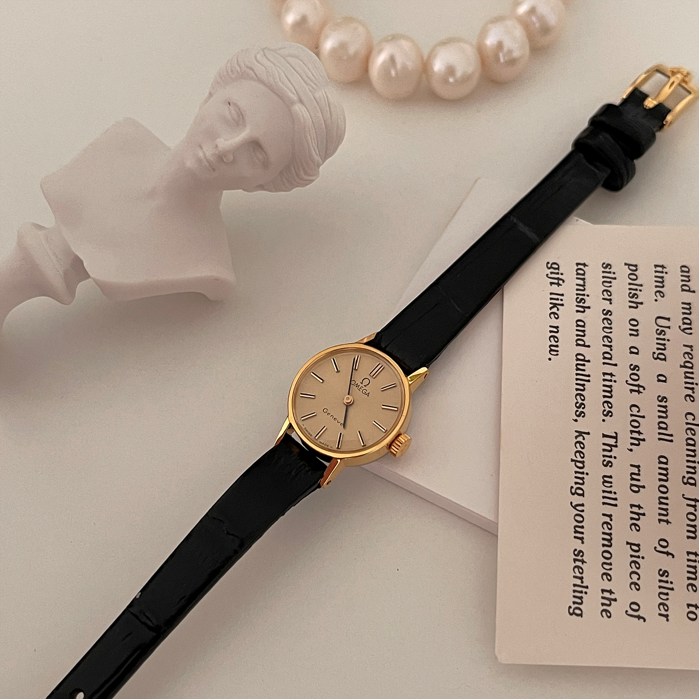OMEGA geneve gold classic manual winding watch