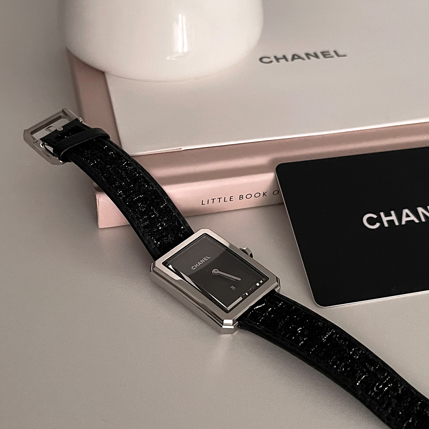 CHANEL BOY·FRIEND tweed strap watch