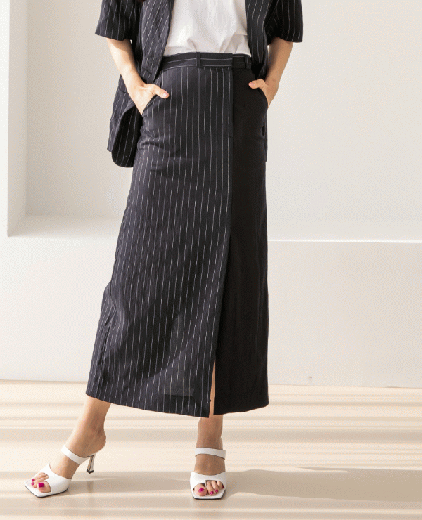 Vertical Striped Long Skirt