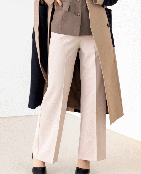 Wide-Legged Solid Color Trousers