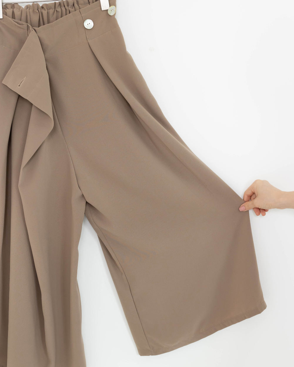 long skirt detail image-S1L14