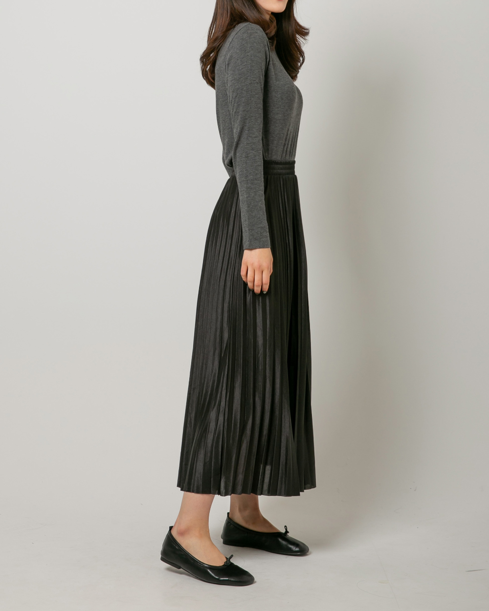 long skirt model image-S1L22