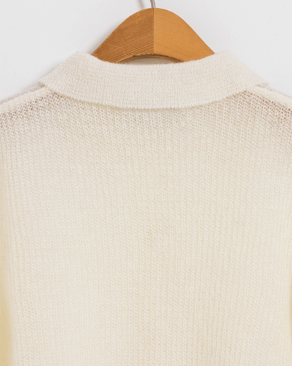 long sleeved tee detail image-S1L38