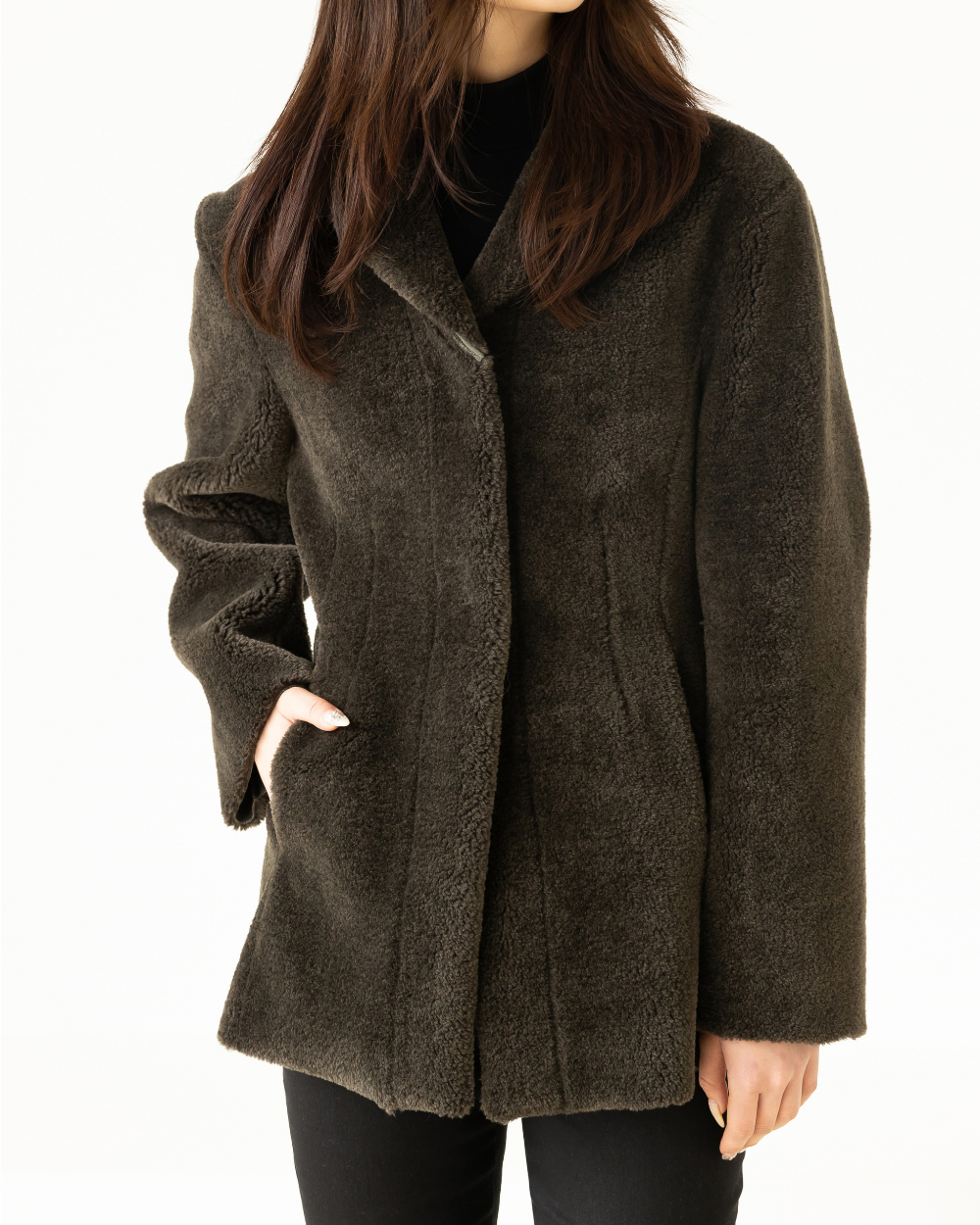 coat model image-S1L16