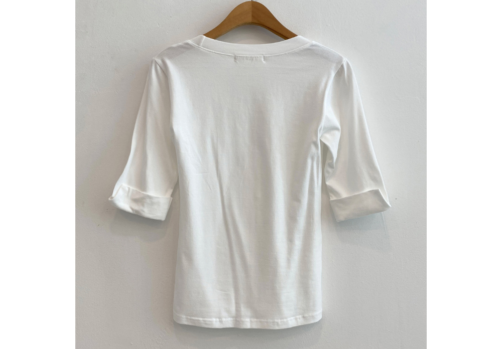 short sleeved tee cream color image-S1L29