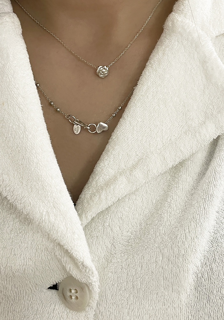deep rose petit love necklace (Silver 925)