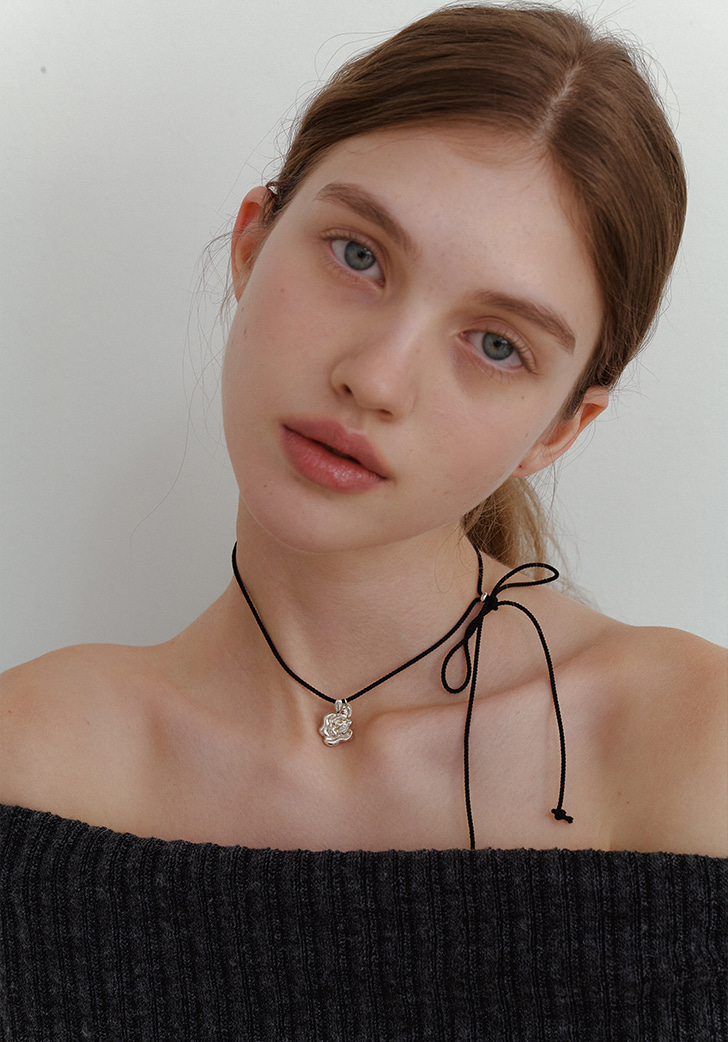 [4차 리오더] deep rose black string necklace (Silver 925)