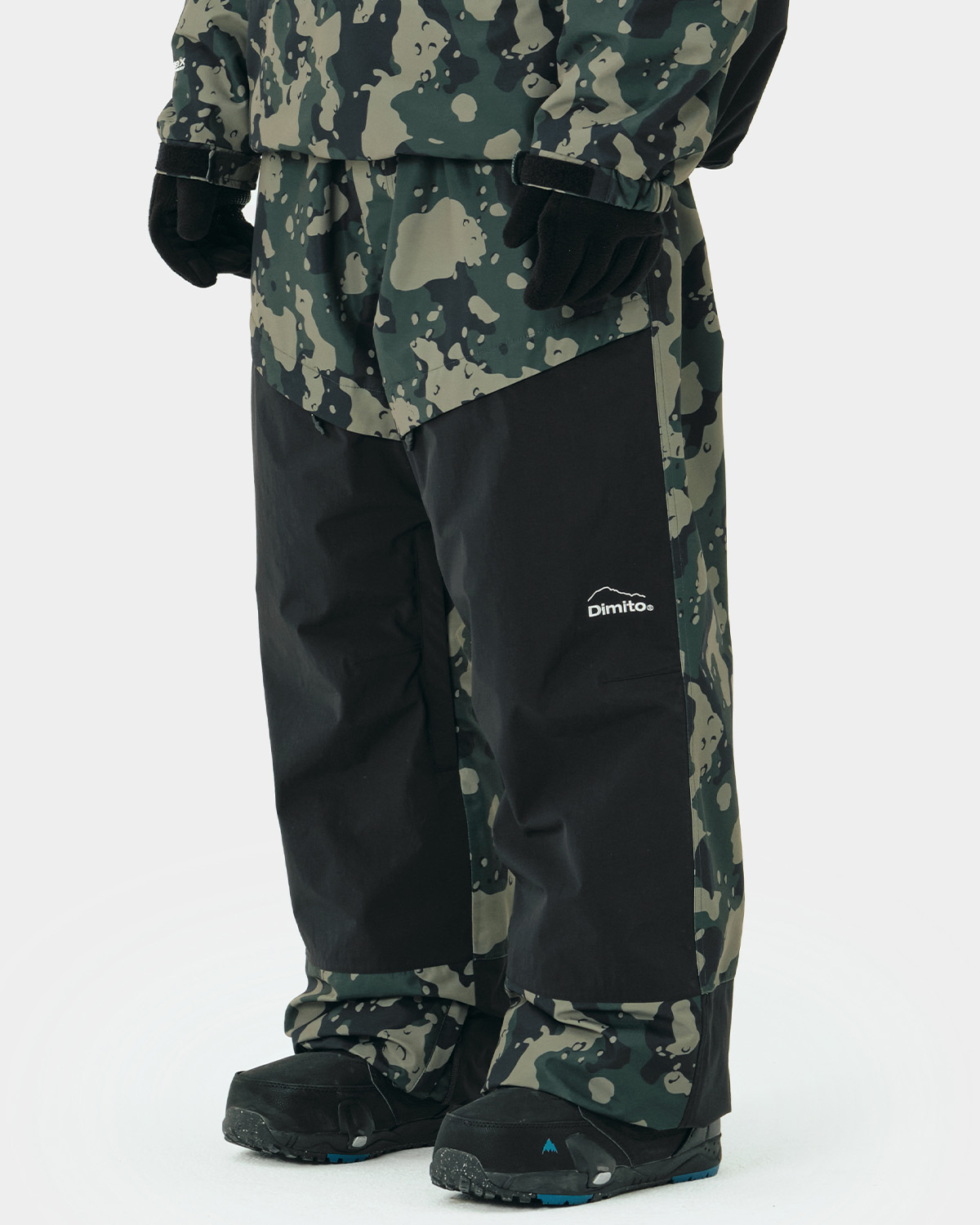 割引価格 WIDE BLOCK PANTS DIMITO - fit) wide (Semi CAMO OLIVE スノーボード