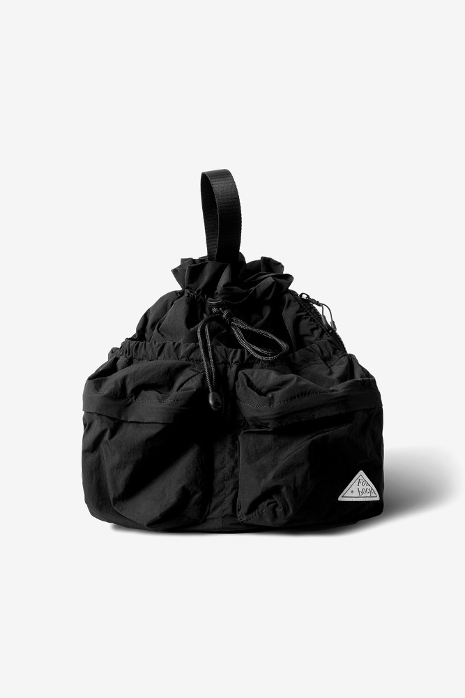 [FOUND POCKET] CLOVER BUCKET BAG BLACK