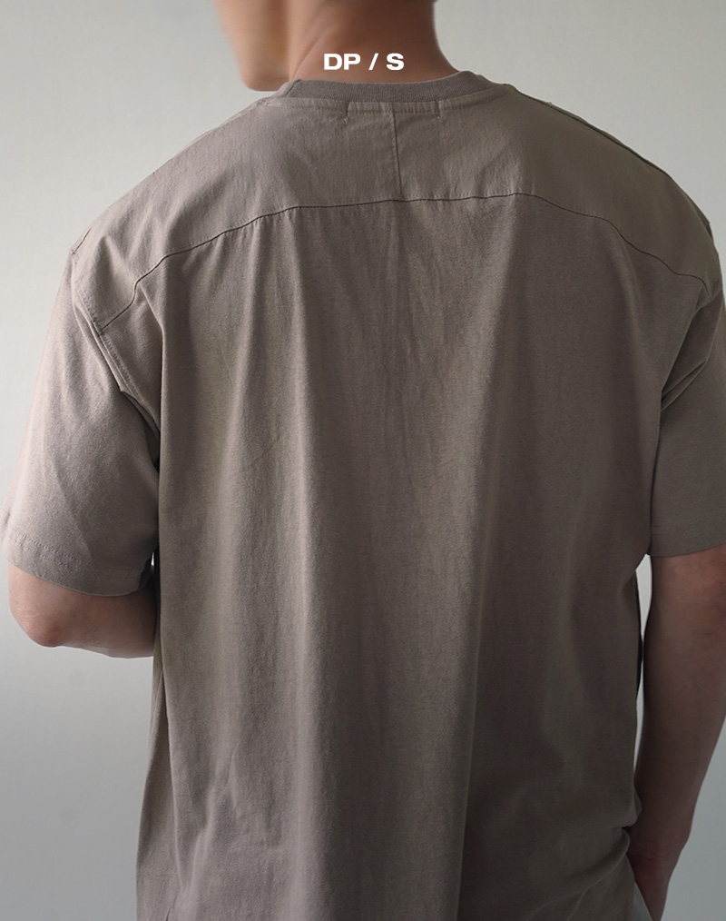 반팔 티셔츠 모델 착용 이미지-S242L2