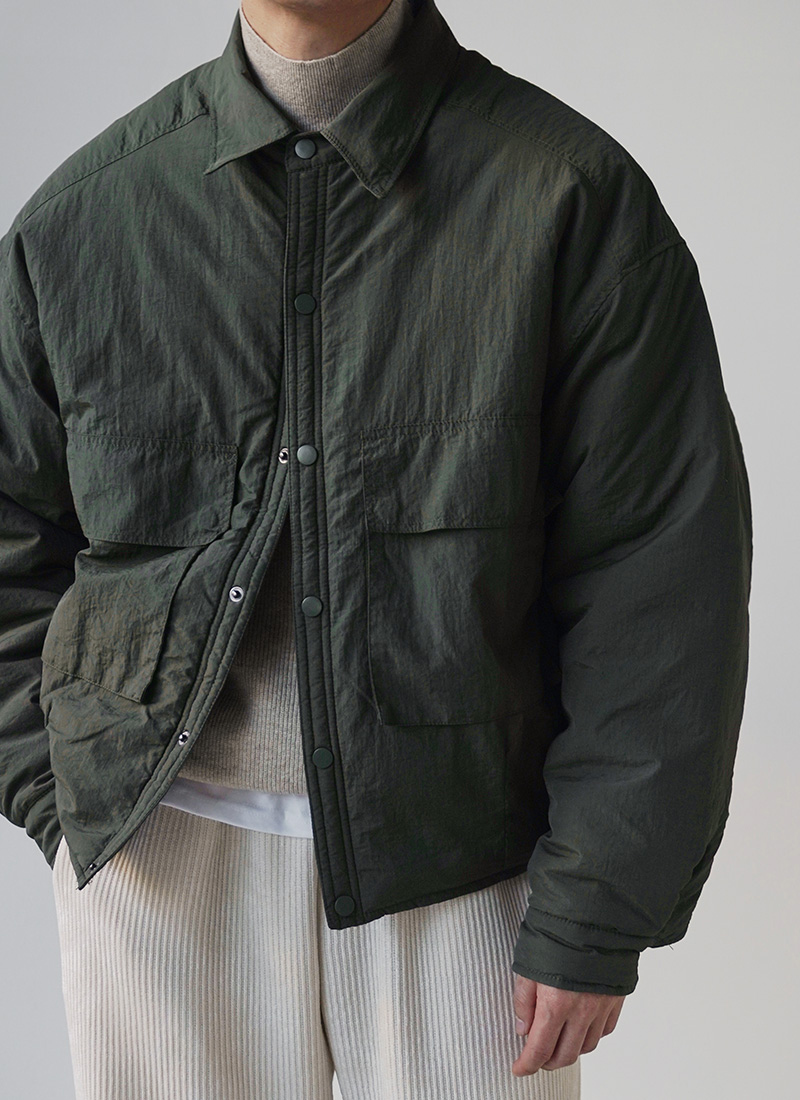 재킷 모델 착용 이미지-S14L3