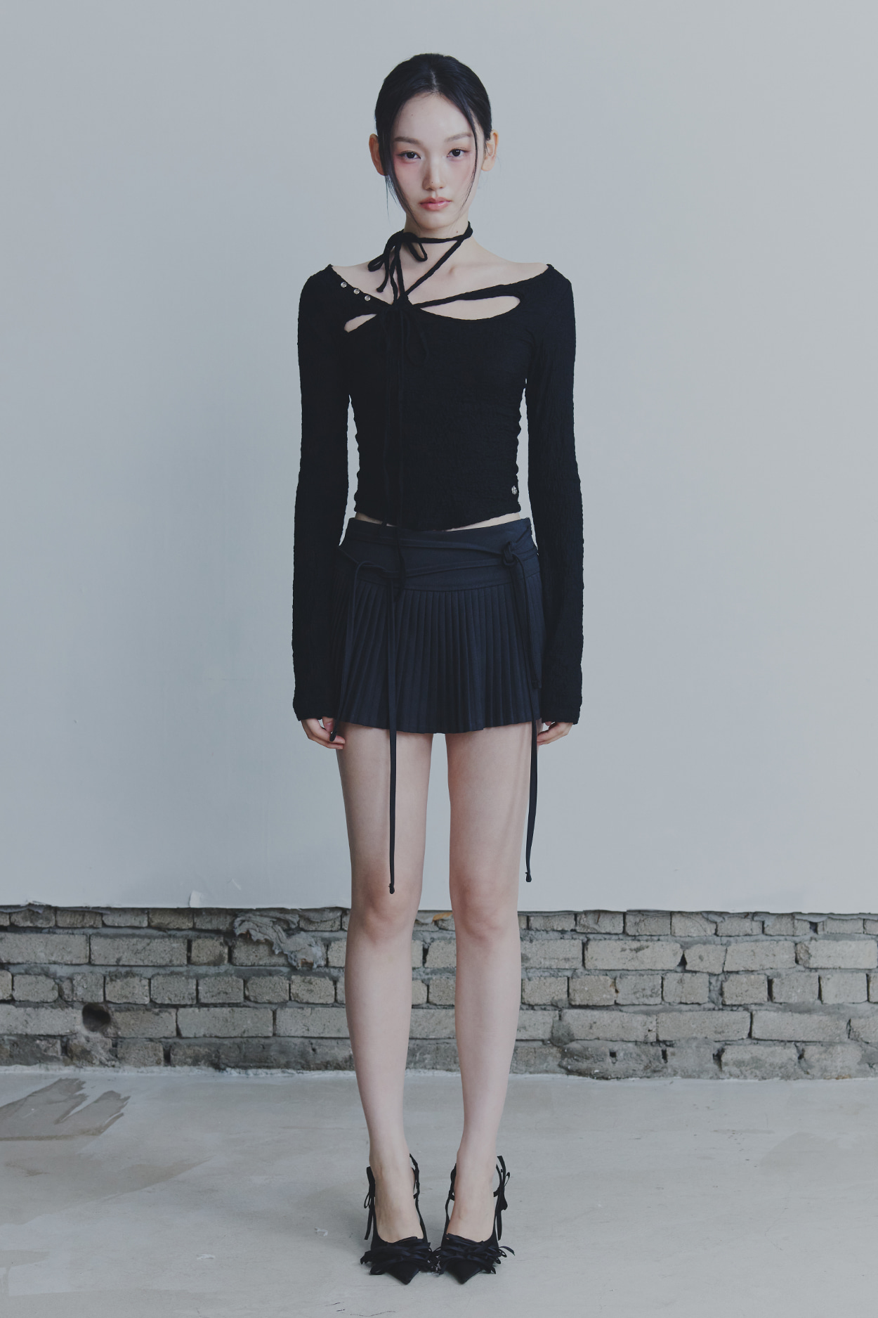 ECHO PLEATS SKIRT charcoal - PAIN OR PLEASURE