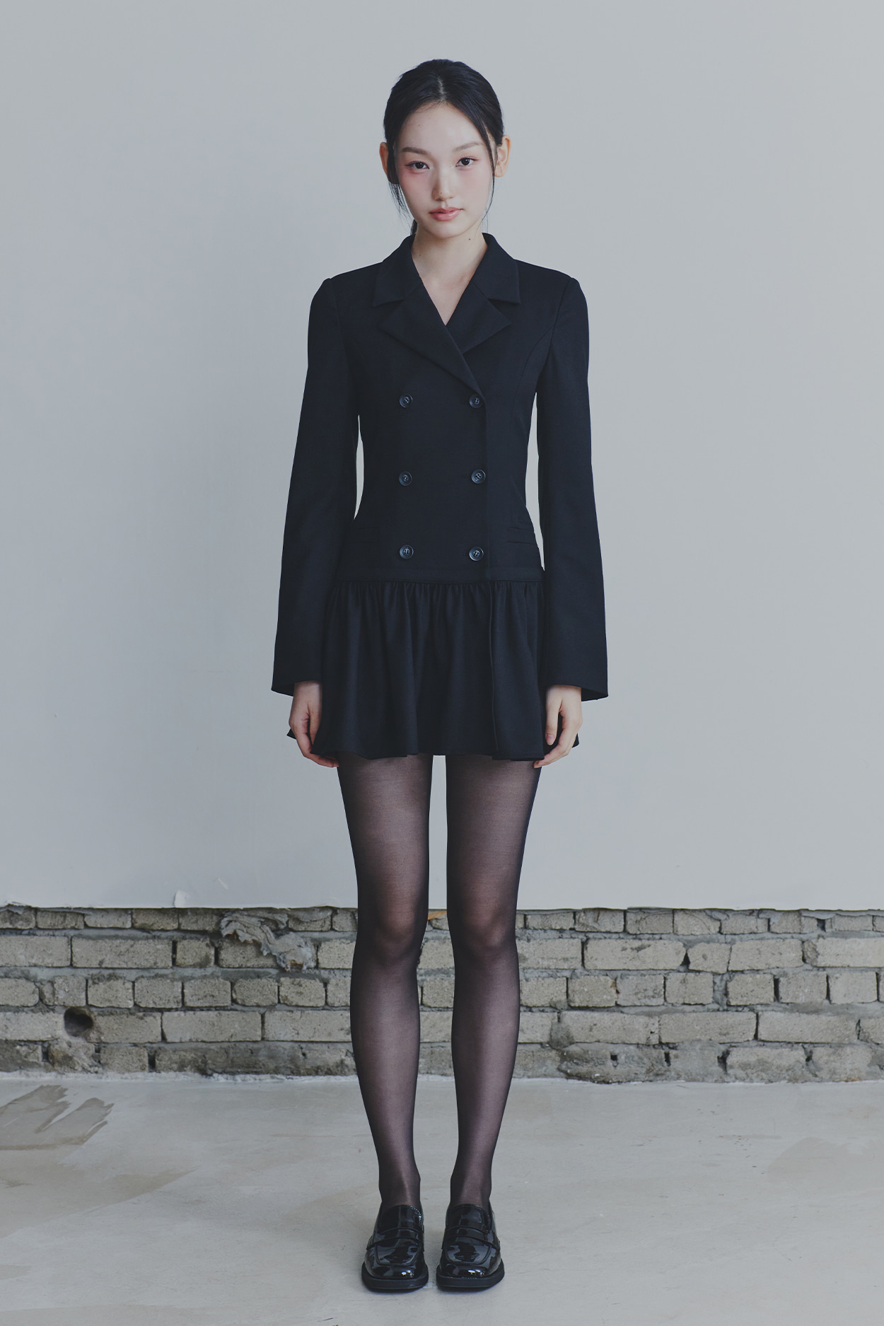 DRESS - PAIN OR PLEASURE DRESS - PAIN OR PLEASURE