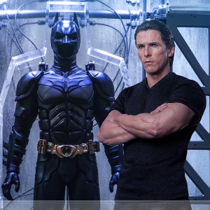 [HOTTOYS] 핫토이 MMS702 다크나이트 라이즈 - 배트맨 아머리 위드 브루스 웨인 1/6 (The Dark Knight Rises - 1/6th scale Batman Armory with Bruce Wayne Collectible Set)