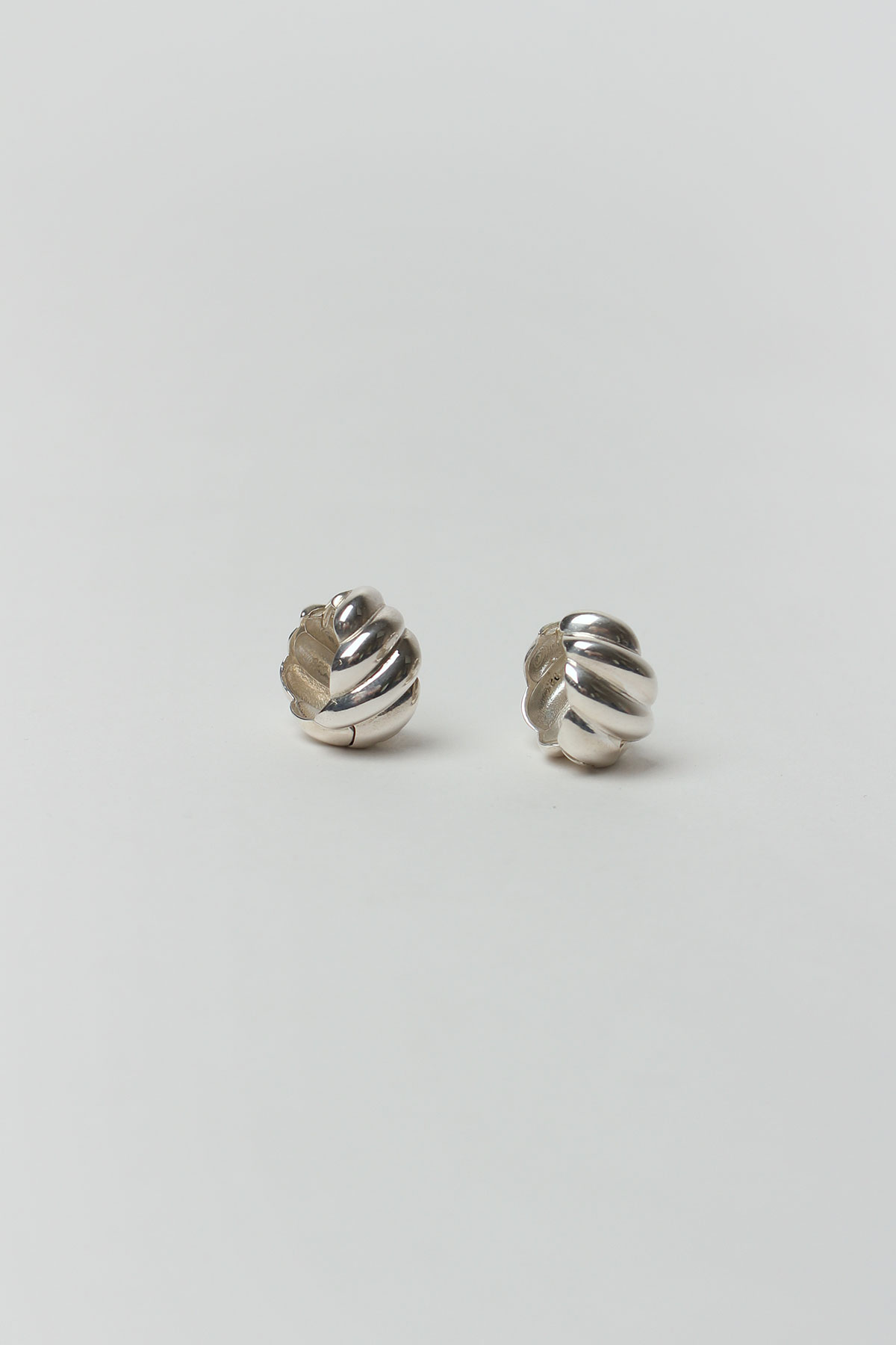 ONE TOUCH SHAPE EARRING (925 SILVER)