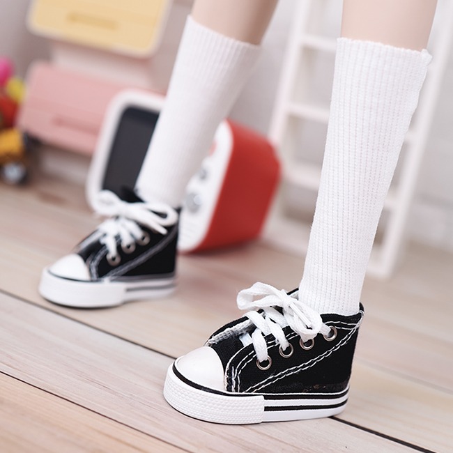 knee-high socks white 1/3