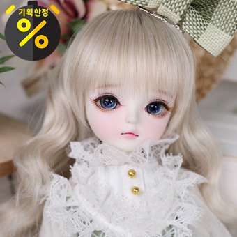ball jointed doll dollsn amber