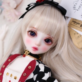 ball jointed doll dollsn Tia