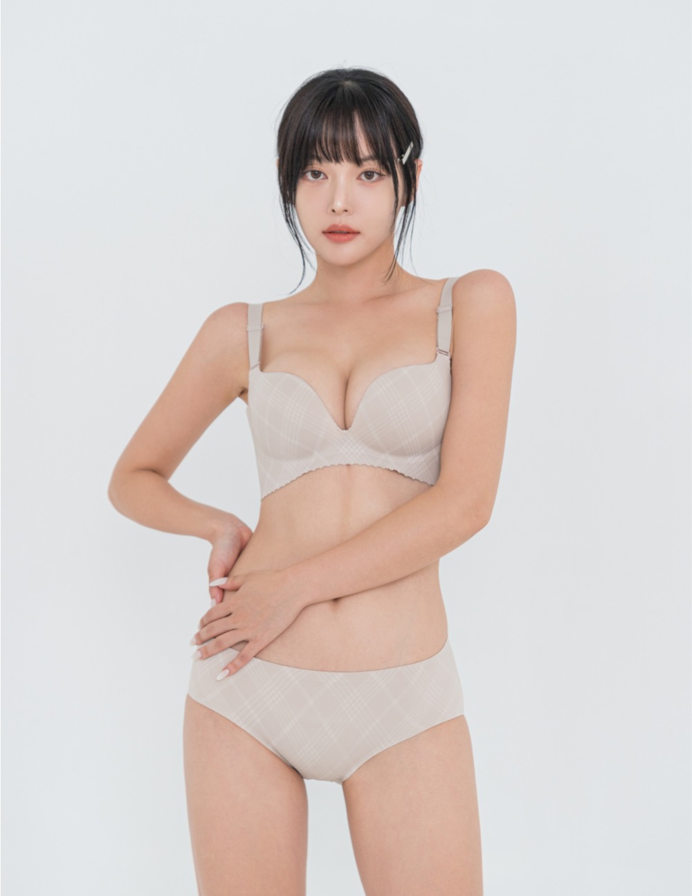 スリップ下着画像掲示板 DOROSIWA、賢いチョイス!