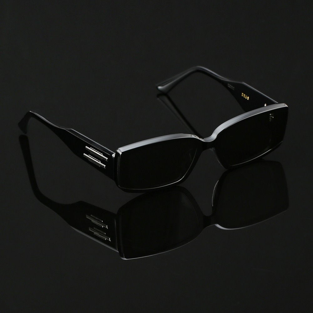 젠틀몬스터 데우스 01 기리보이 착용 썬글라스 쇼미더머니 그루비룸 규정 착용 선글라스