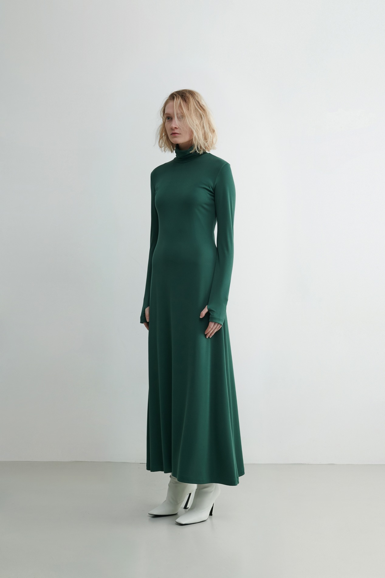Green maxi dress