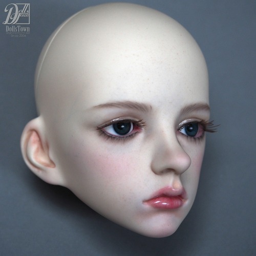 Soi head&amp;17yr vision body orientalskin with head makeup on