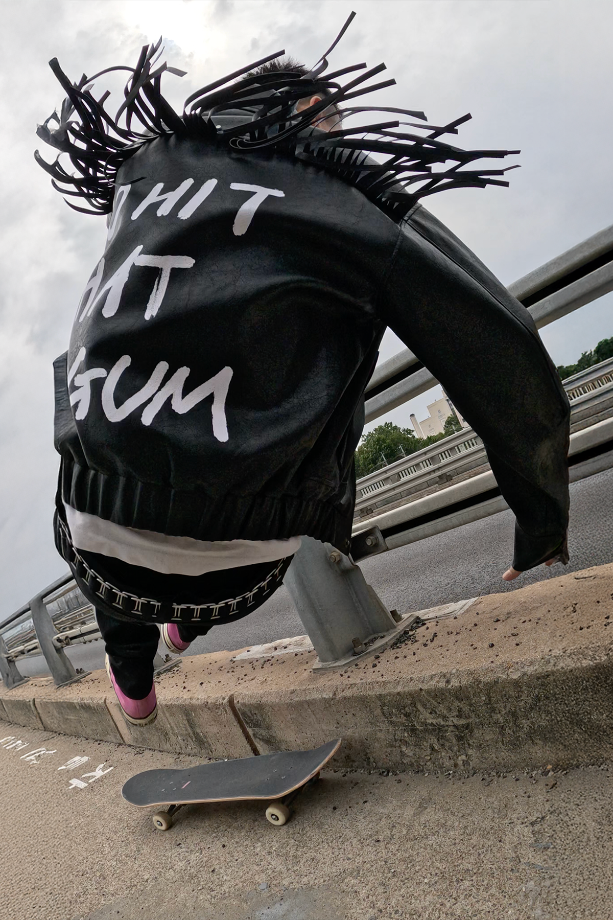 GGUM ×DEINET FRINGE JACKET（BK_F） 特典トレカ付き GGUM X DEINET] FRINGE JACKET IN BLACK | DEINET